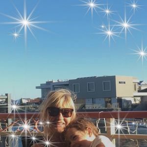 Meet your Posher, Sharon